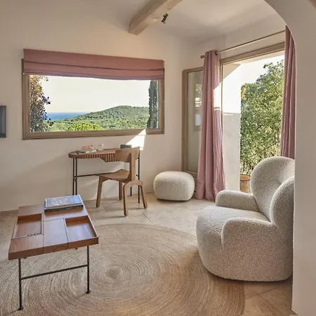 Casa Penisula Bed & Breakfast 5*